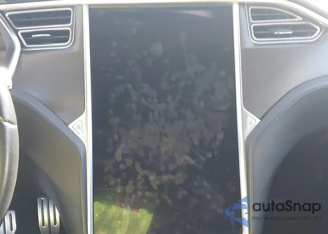 2013 Tesla Model S Performance z USA, uszkodzony, nr VIN 5YJSA1CP4DFP13611